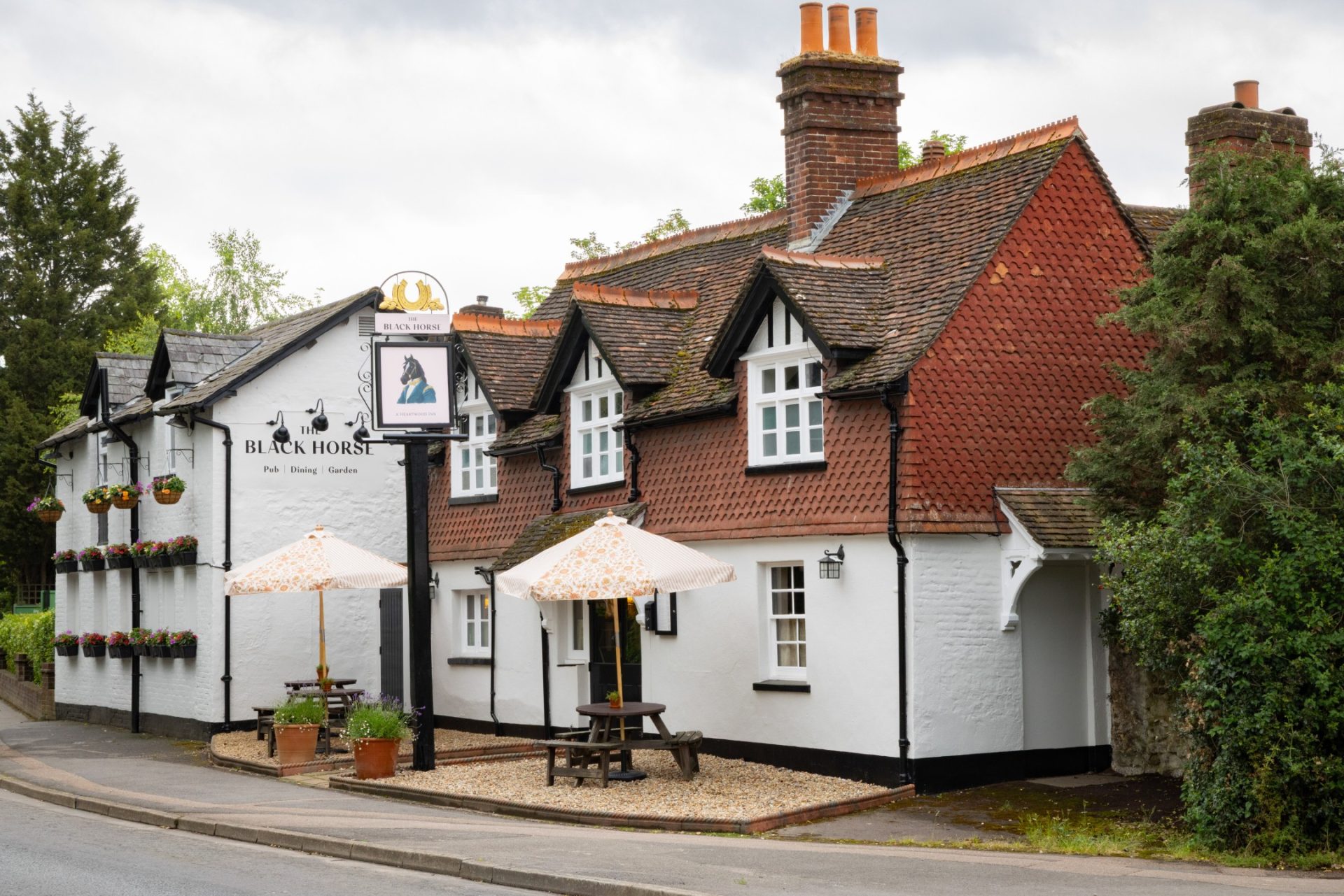 The Black Horse pub in Reigate, where Glow Network Reigate was launched